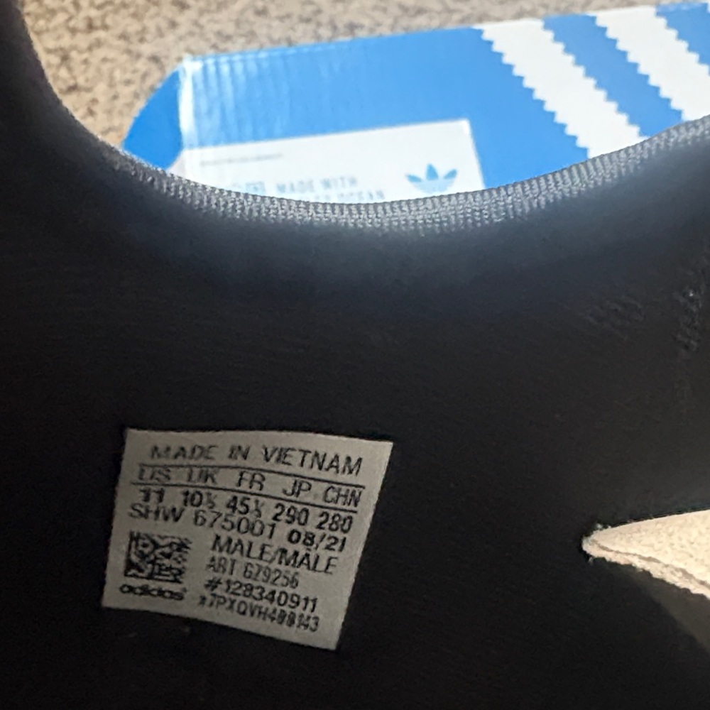 Adidas Men's Triple Black Sneakers - Picture 5 of 5